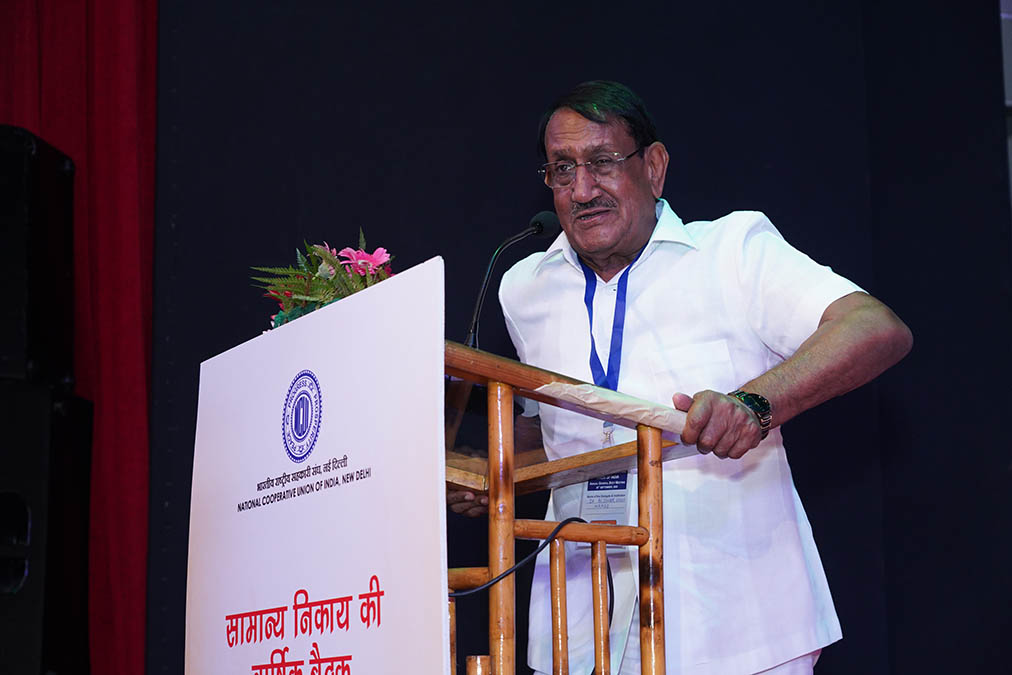 Presentation of vote of thanks by Dr. Bijender Singh Vice President NCUI